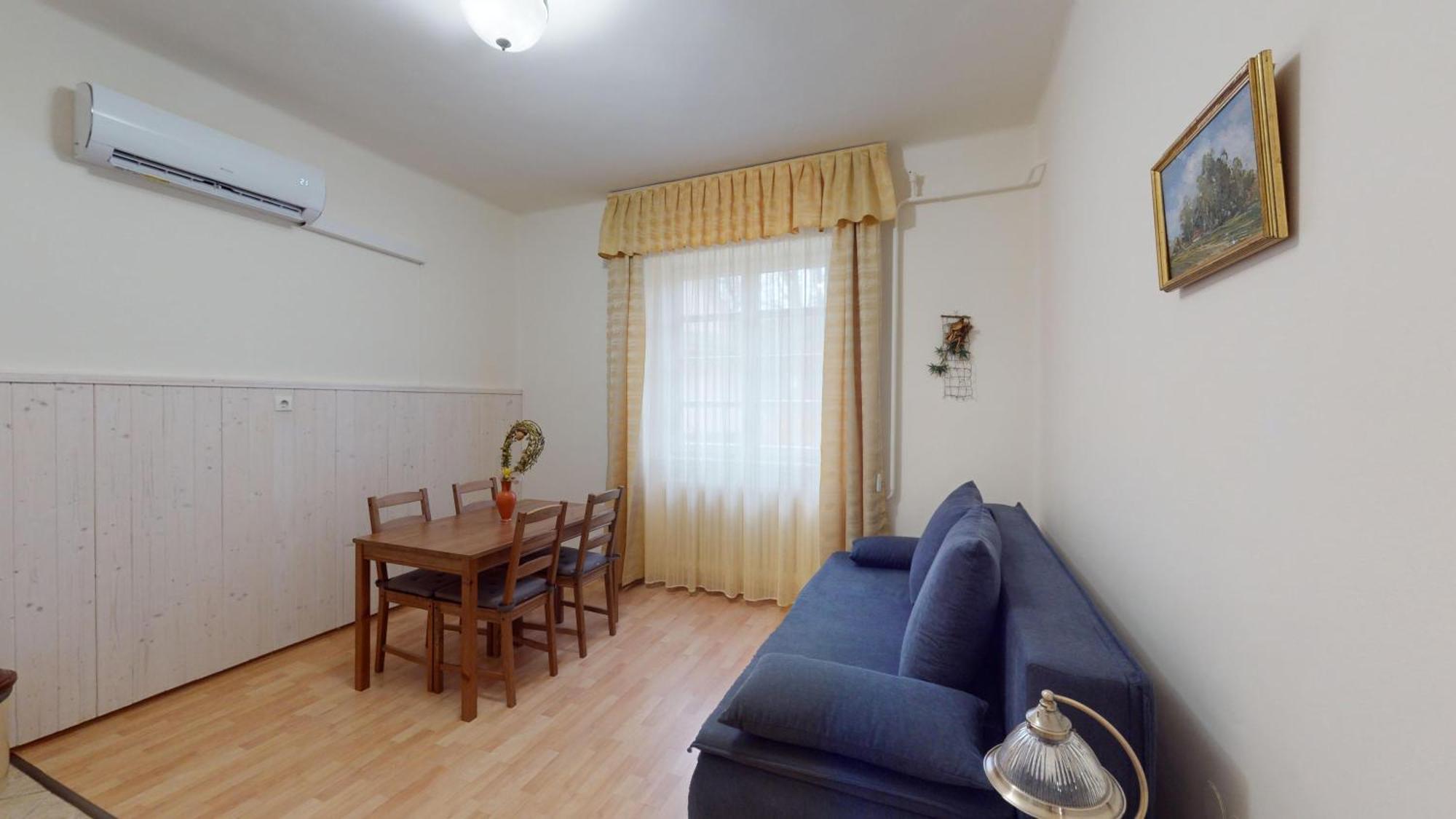 Herczeg Apartment Мішкольц Екстер'єр фото