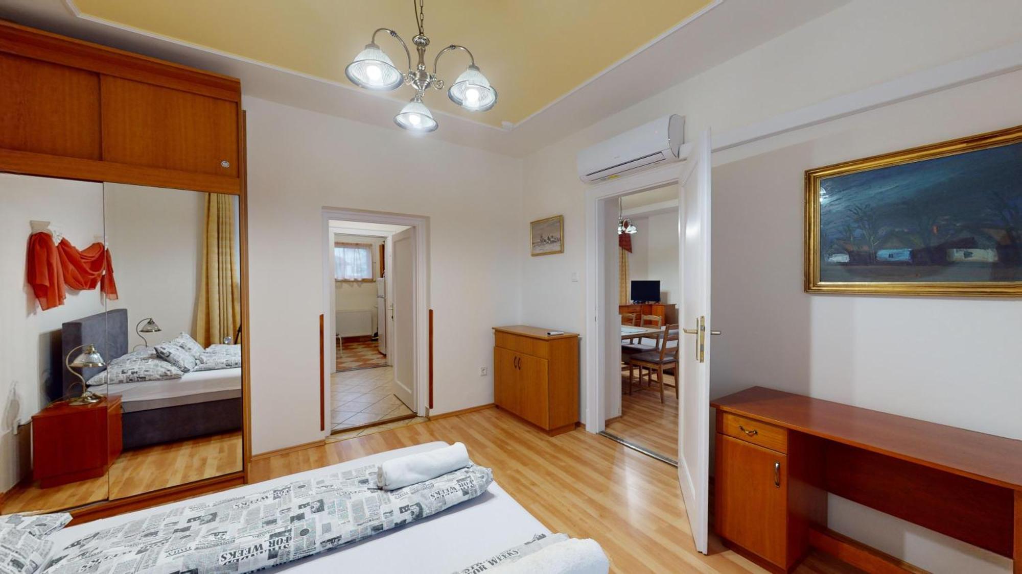 Herczeg Apartment Мішкольц Екстер'єр фото