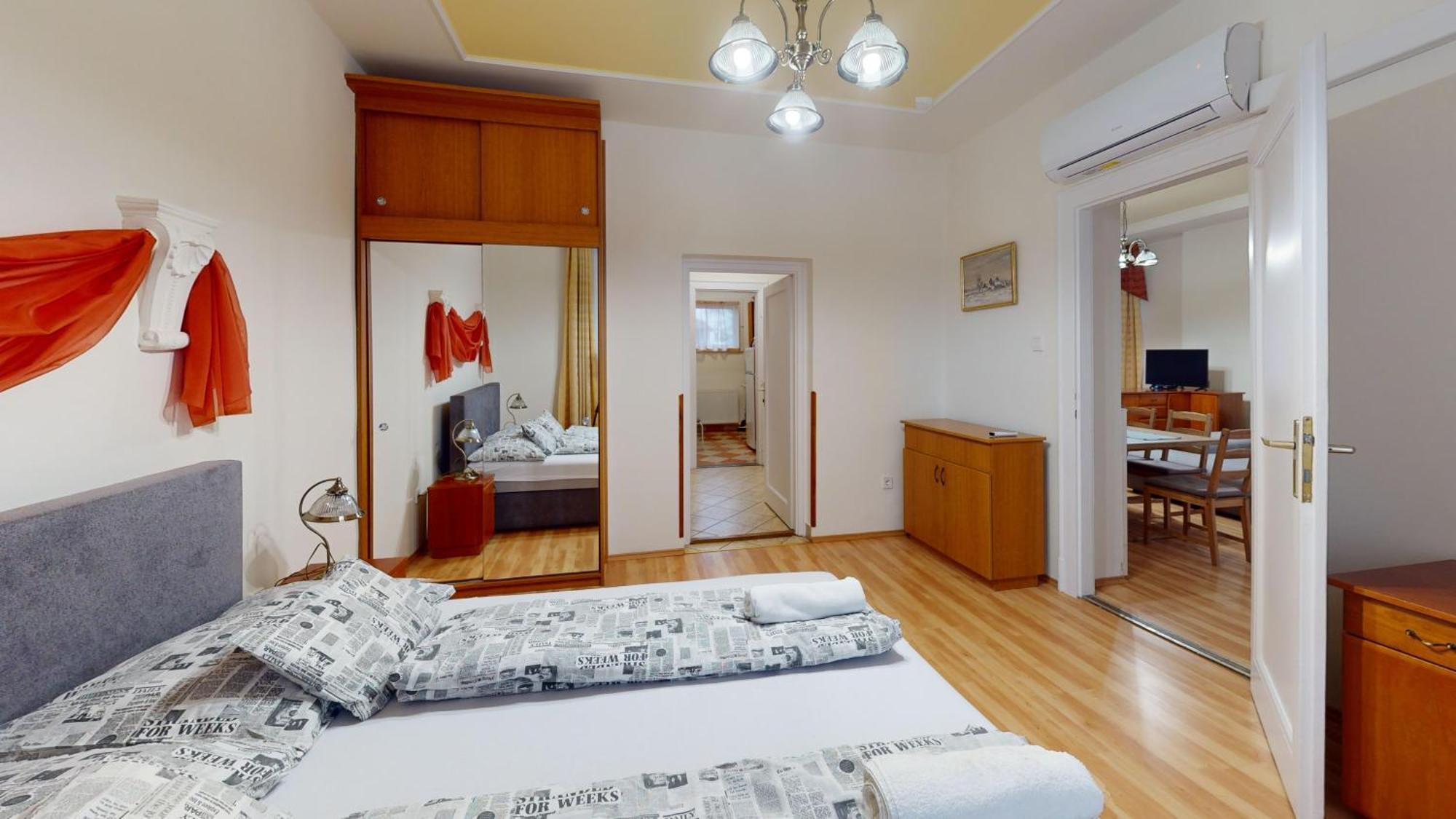 Herczeg Apartment Мішкольц Екстер'єр фото