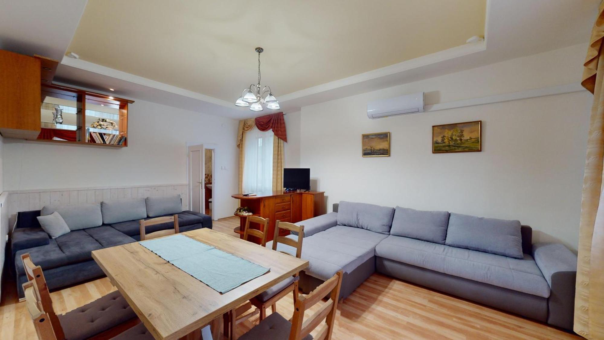 Herczeg Apartment Мішкольц Екстер'єр фото