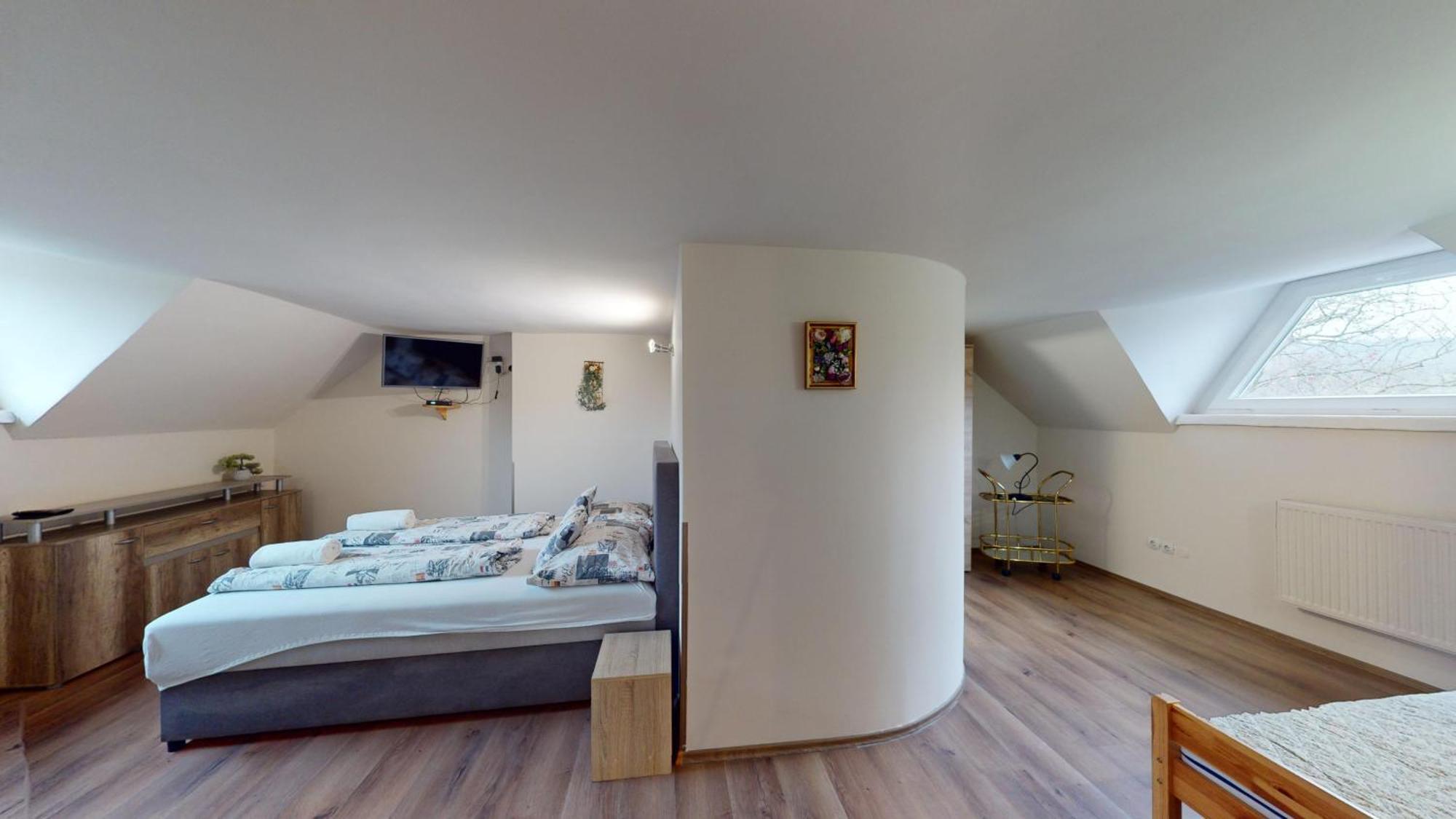 Herczeg Apartment Мішкольц Екстер'єр фото