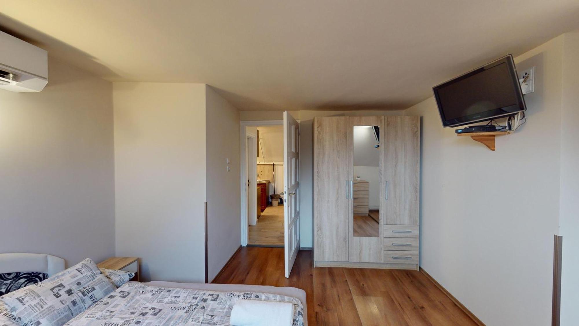 Herczeg Apartment Мішкольц Екстер'єр фото